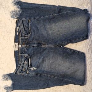Frame Denim Le Skinny de Jeanne distressed jeans